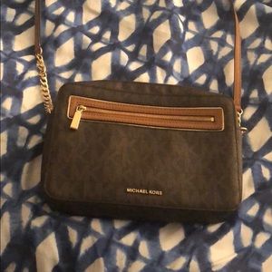 Michael Kors Crossbody